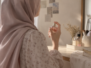 hukum parfum bagi perempuan